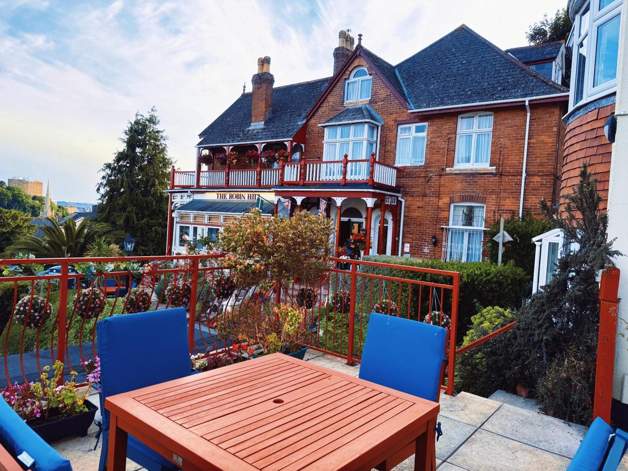 The Robin Hill Bed & Breakfast Torquay Bagian luar foto
